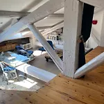Appartement atypique sous les toits d\'Avignon au cœur de l\'intra-muros