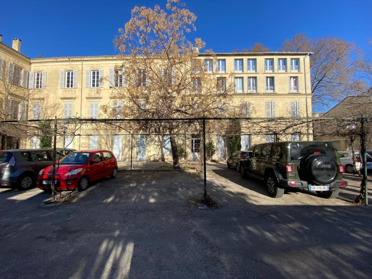 Atypique Sous Les Toits D'avignon Au Cœur De L'intra-muros Appartement *