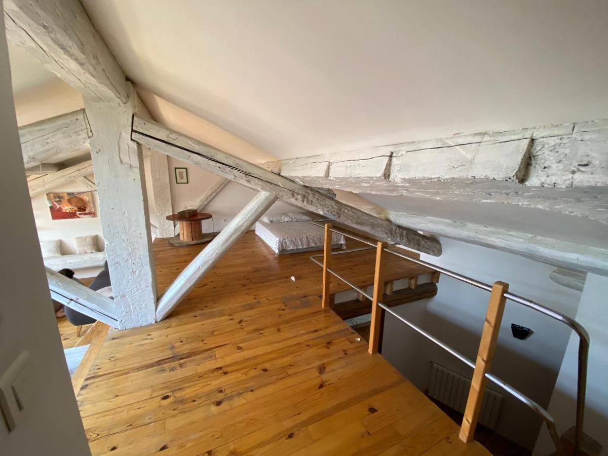 Atypique Sous Les Toits D'avignon Au Cœur De L'intra-muros Appartement Avignon